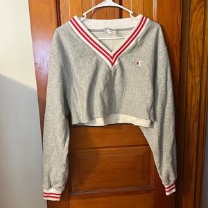 Cropped Champion Crewneck